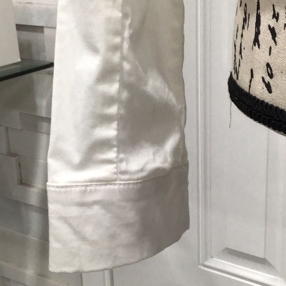 NWOT. MICHAEL KORS Ruffle Zipper Utility Jacket White Button Closure P2P 18.5โ - Picture 8 of 12